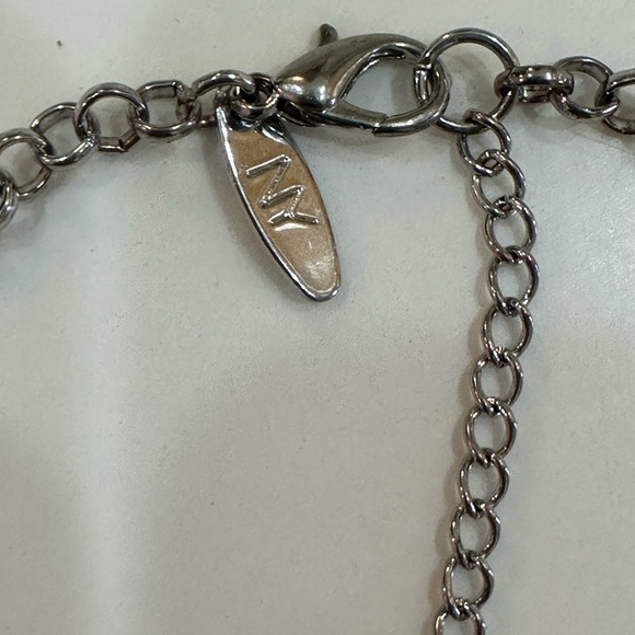 NY Floral Silver Tone Moveable Charms Statement Necklace and Earring Set Signed - Picture 7 of 9